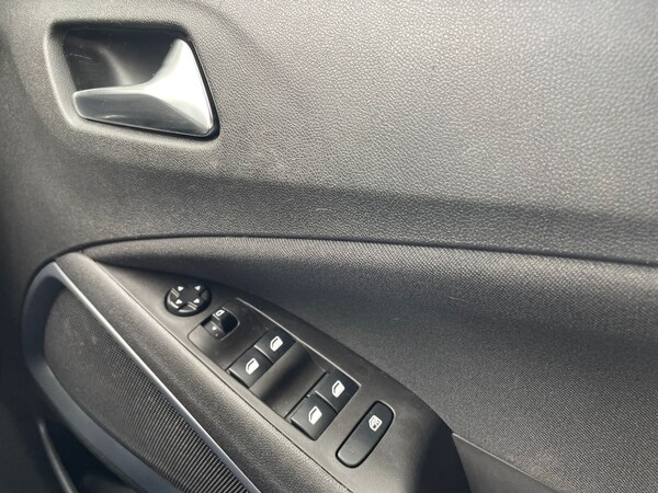 Used Vauxhall Crossland X 2018 for sale - 75365710: Photo 20