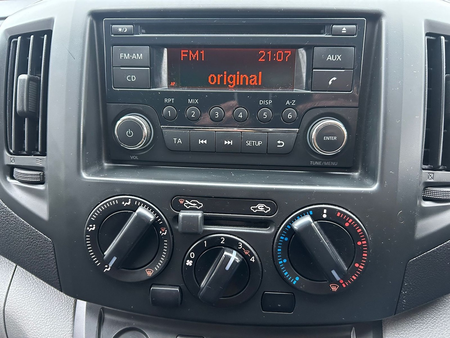 Used Nissan NV200 2018 for sale - 77627658: Photo 19