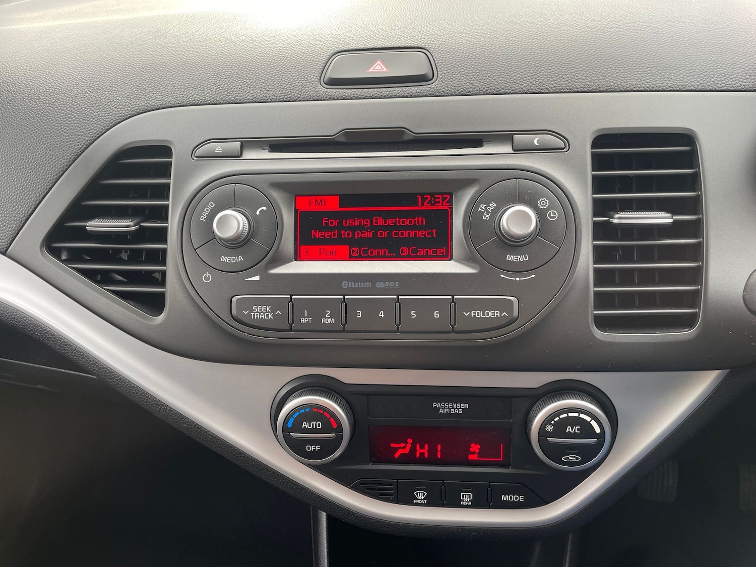 Used Kia Picanto 2016 for sale - 76434568: Photo 15