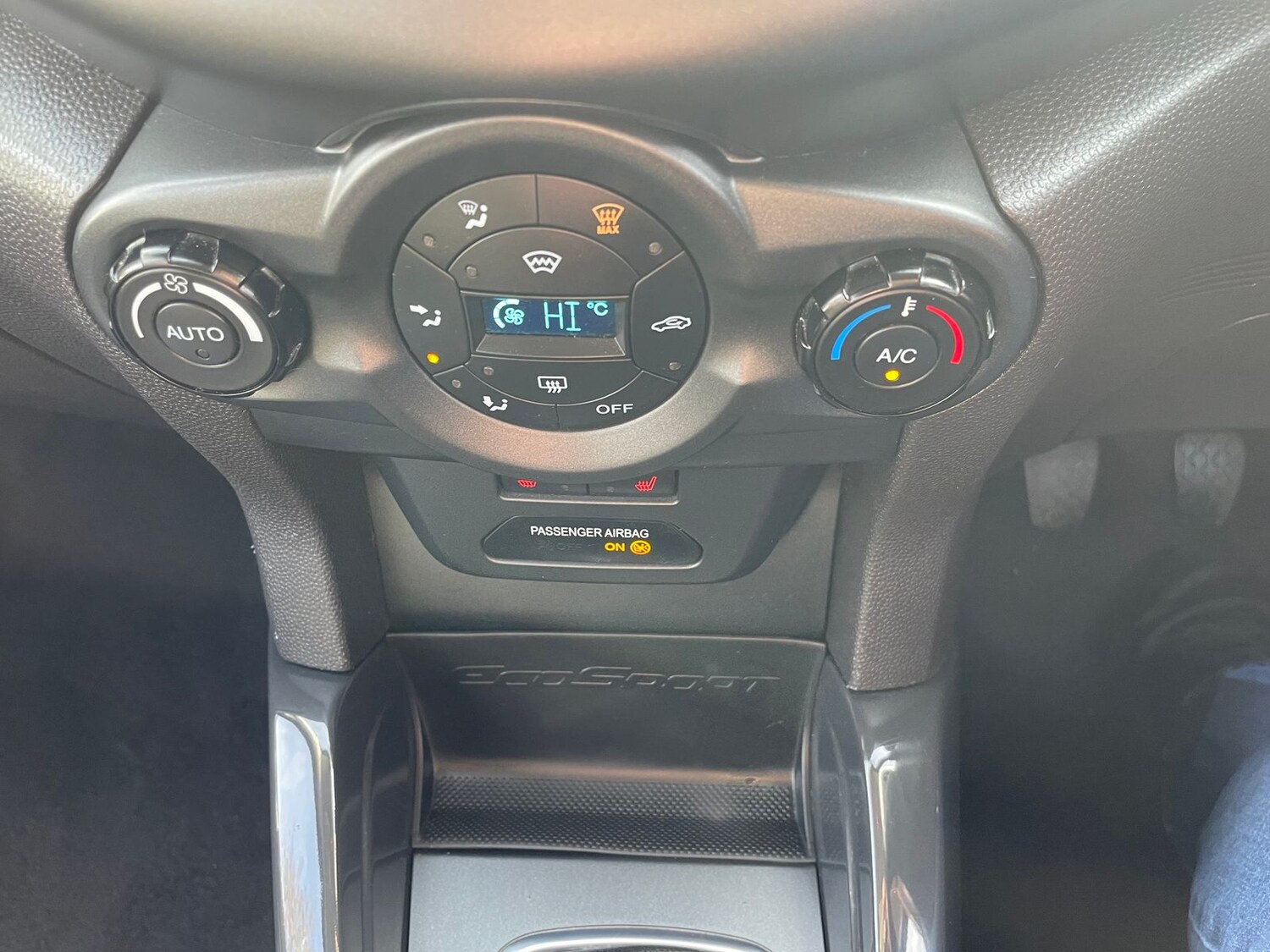 Used Ford Ecosport 2015 for sale - 77942303: Photo 15