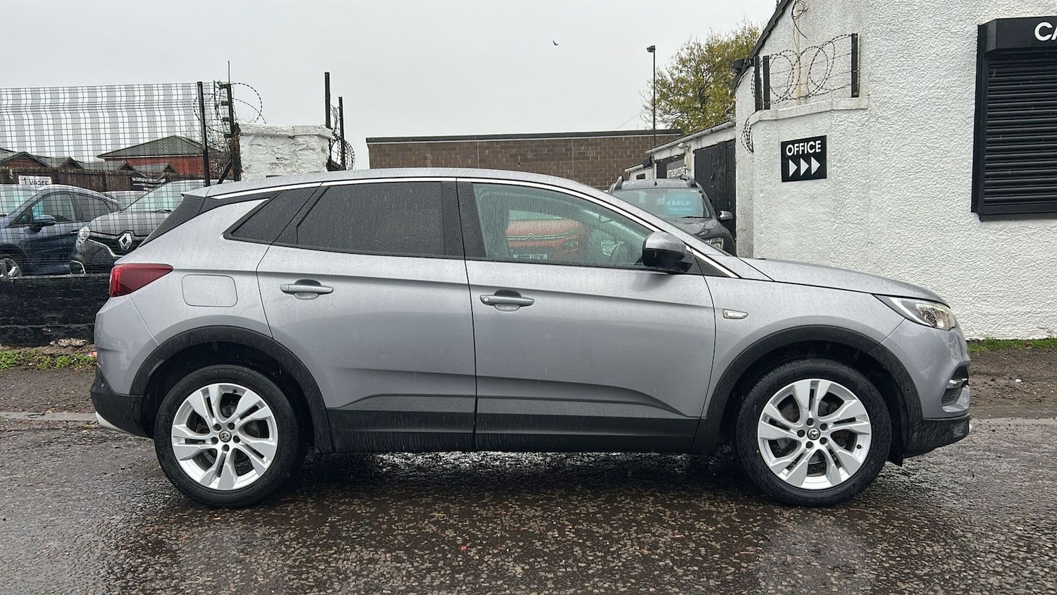 Used Vauxhall Grandland X 2018 for sale - 76372605: Photo 3