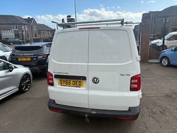 Used Volkswagen Transporter 2016 for sale - 79733982: Photo