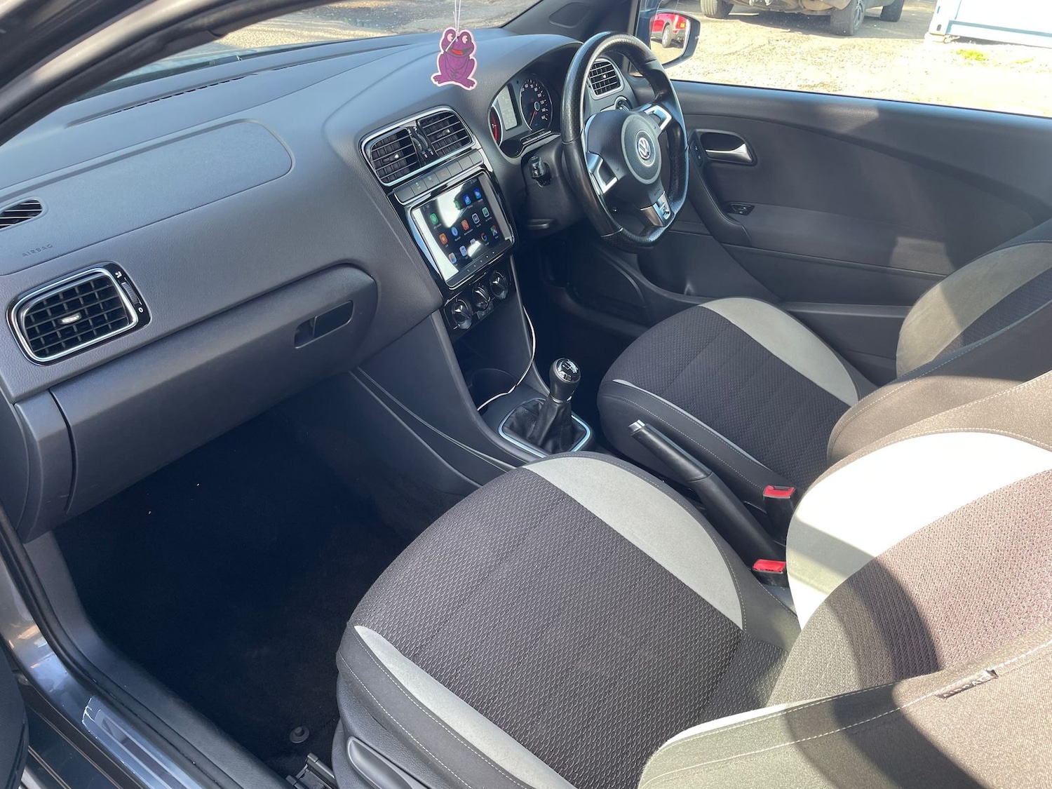 Used Volkswagen Polo 2014 for sale - 75943490: Photo 10