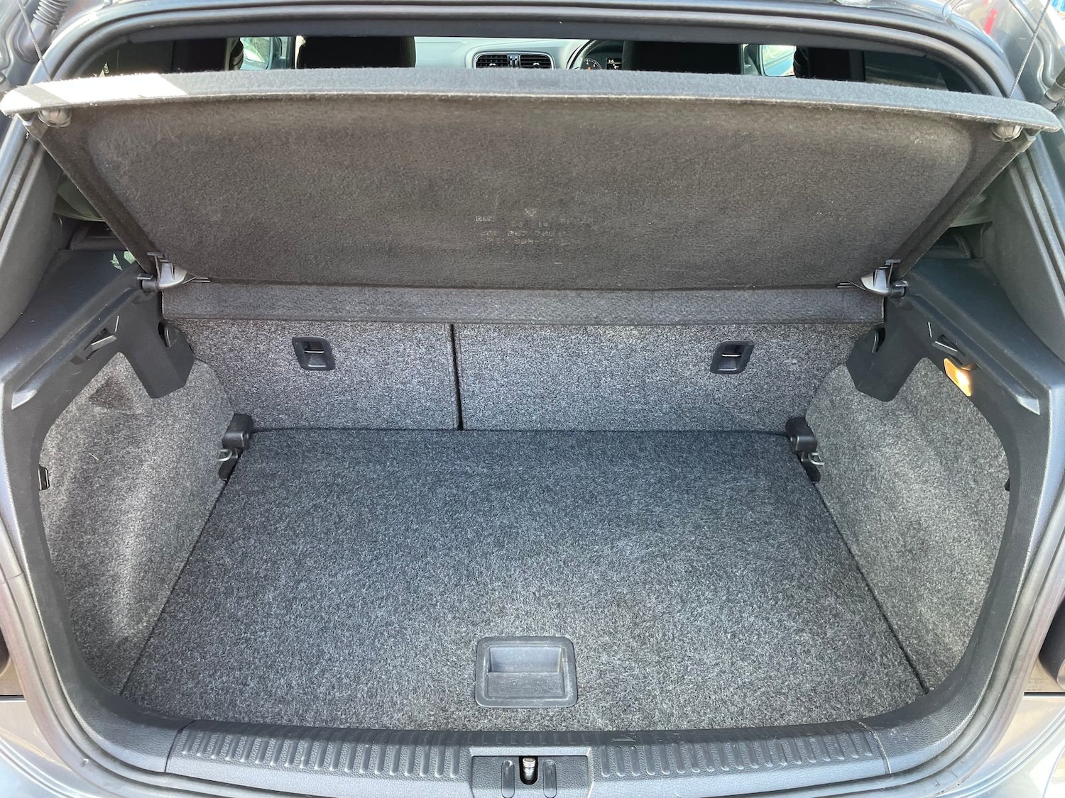 Used Volkswagen Polo 2014 for sale - 75943490: Photo 12