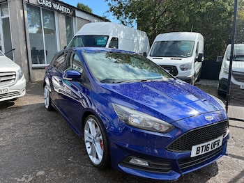 Used Ford Focus 2016 for sale - 79342656: Photo