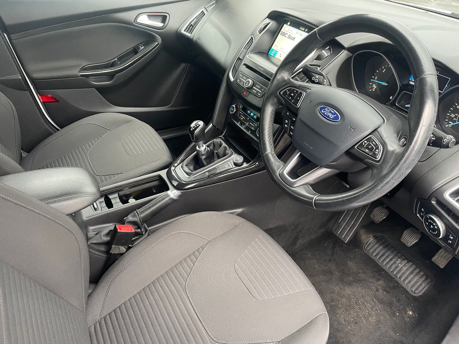 Used Ford Focus 2017 for sale - 76372608: Photo 13