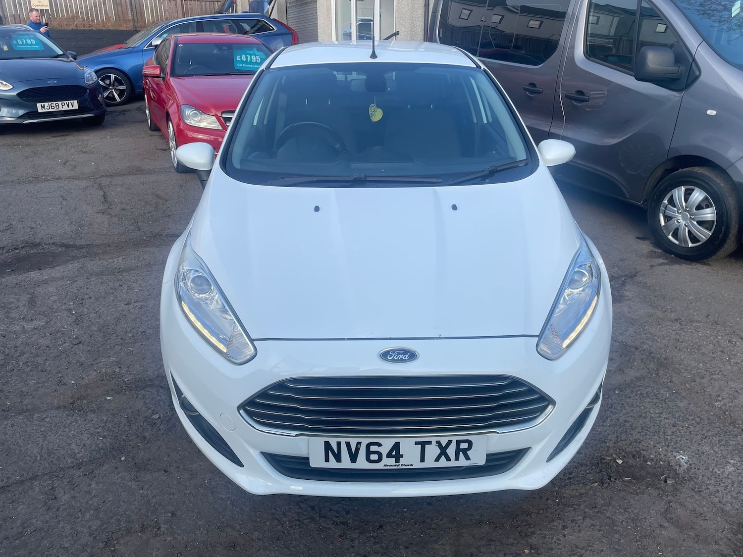 Used Ford Fiesta 2014 for sale - 77755889: Photo 2