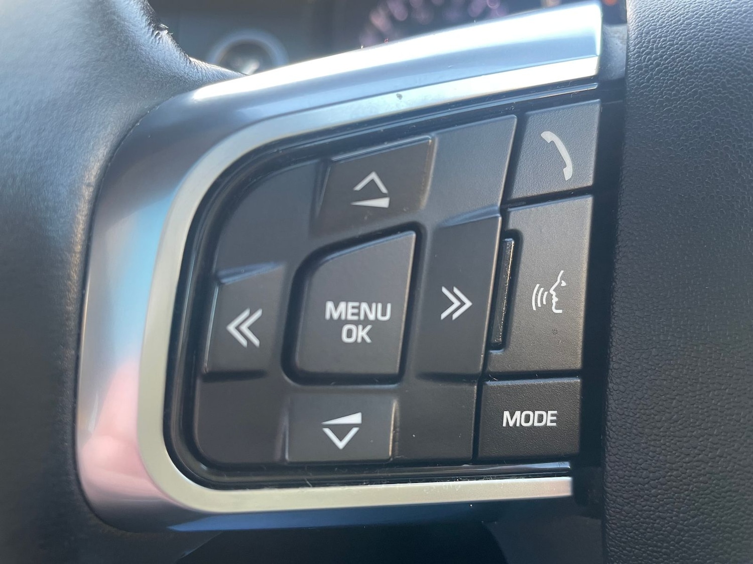 Used Land Rover Discovery Sport 2015 for sale - 77075888: Photo 22