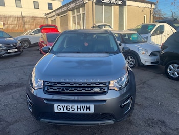 Used Land Rover Discovery Sport 2015 for sale - 77075888: Photo