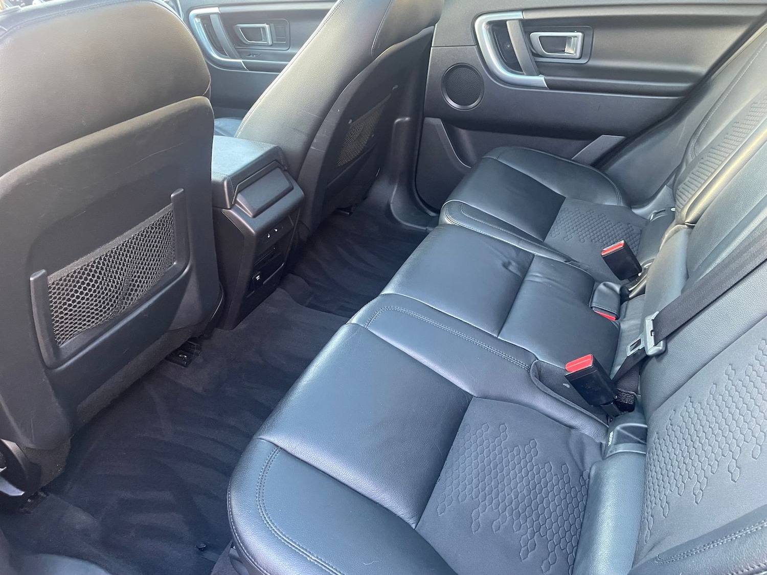 Used Land Rover Discovery Sport 2015 for sale - 77075888: Photo 9