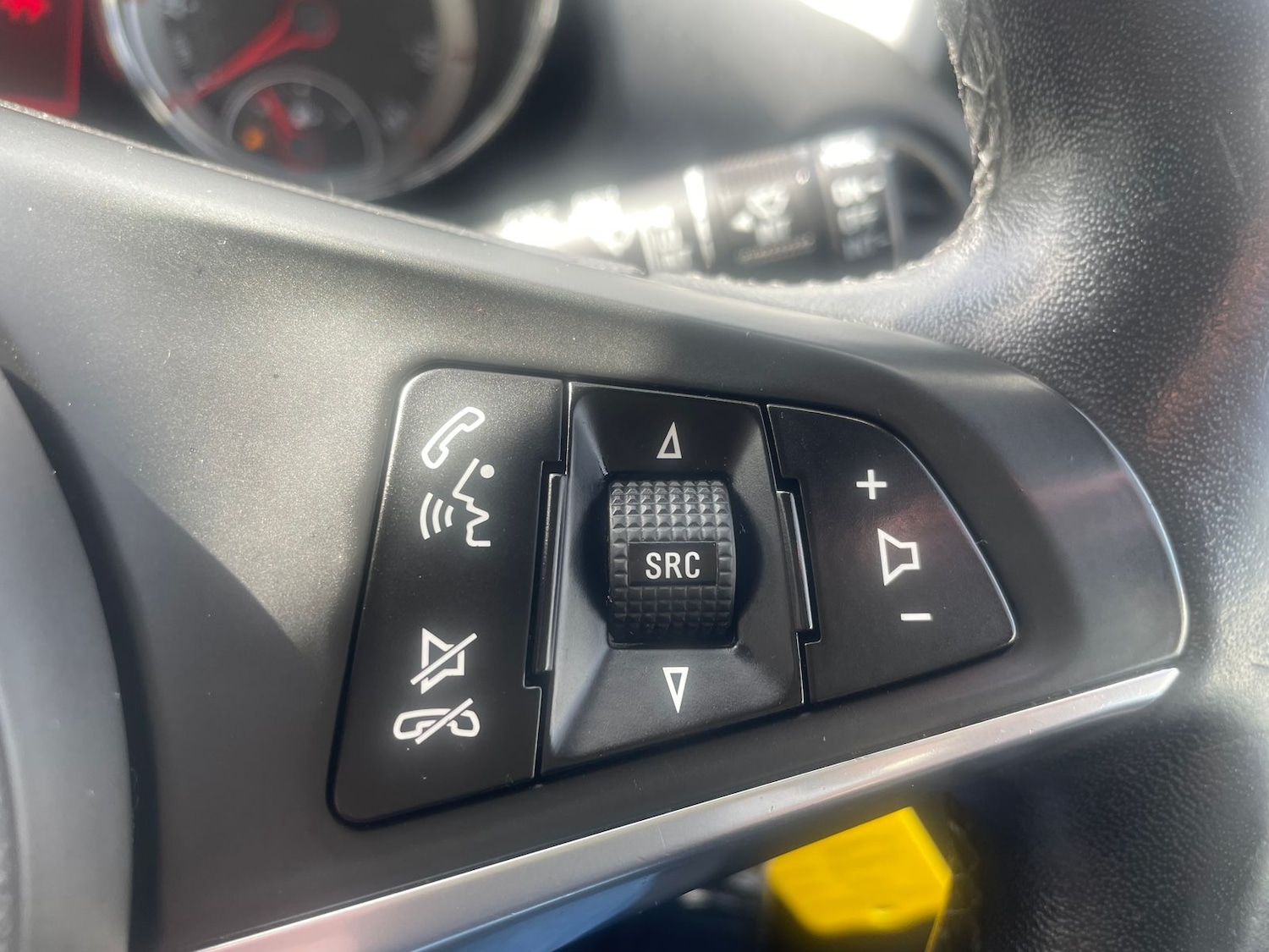 Used Vauxhall ADAM 2017 for sale - 78150008: Photo 15