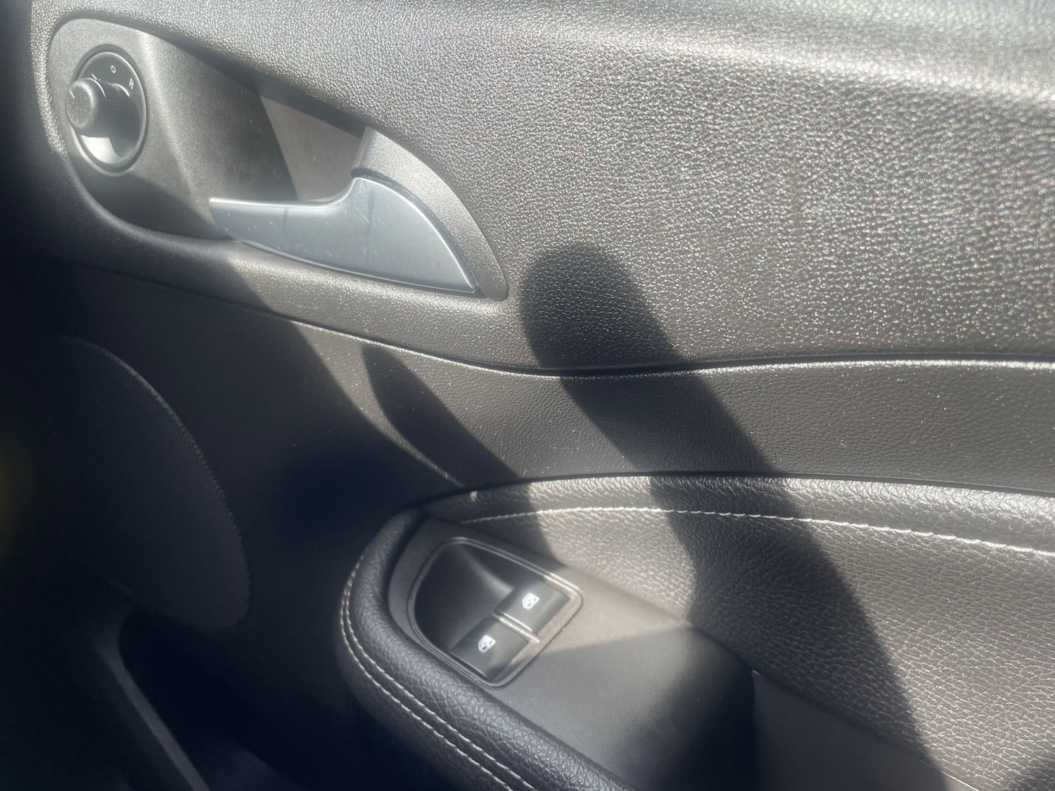 Used Vauxhall ADAM 2017 for sale - 78150008: Photo 17