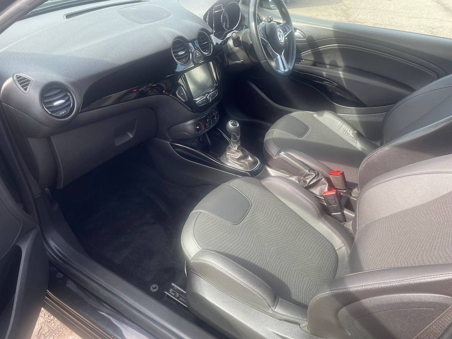 Used Vauxhall ADAM 2017 for sale - 78150008: Photo 8