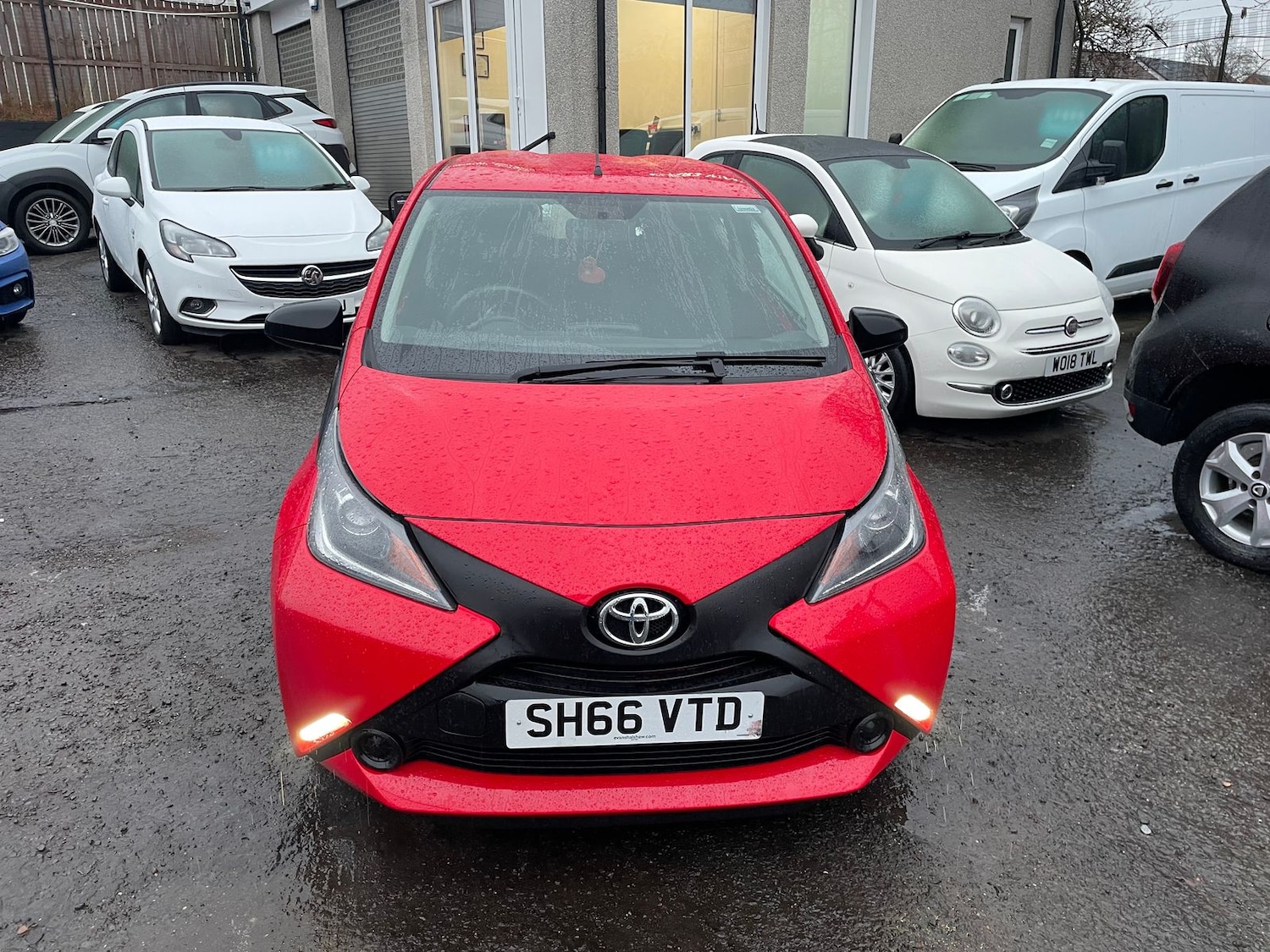 Used Toyota AYGO 2017 for sale - 77158088: Photo 2