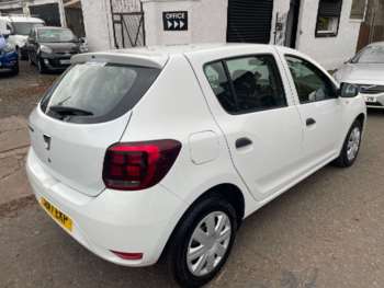 Used Dacia Sandero 2017 for sale - 75052663: Photo