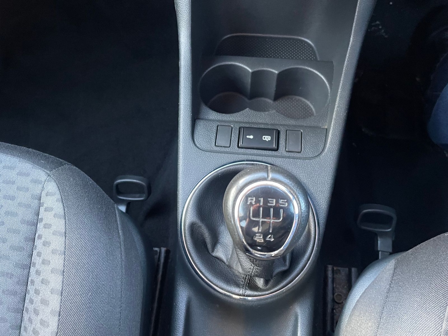 Used Skoda Fabia 2012 for sale - 77099225: Photo 13