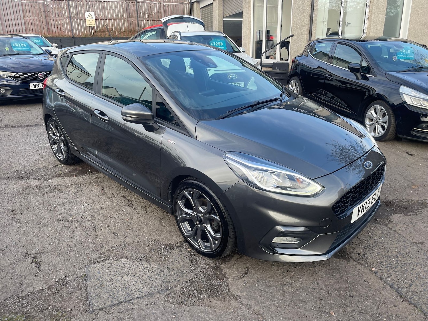 Used Ford Fiesta 2018 for sale - 76361697: Photo 1