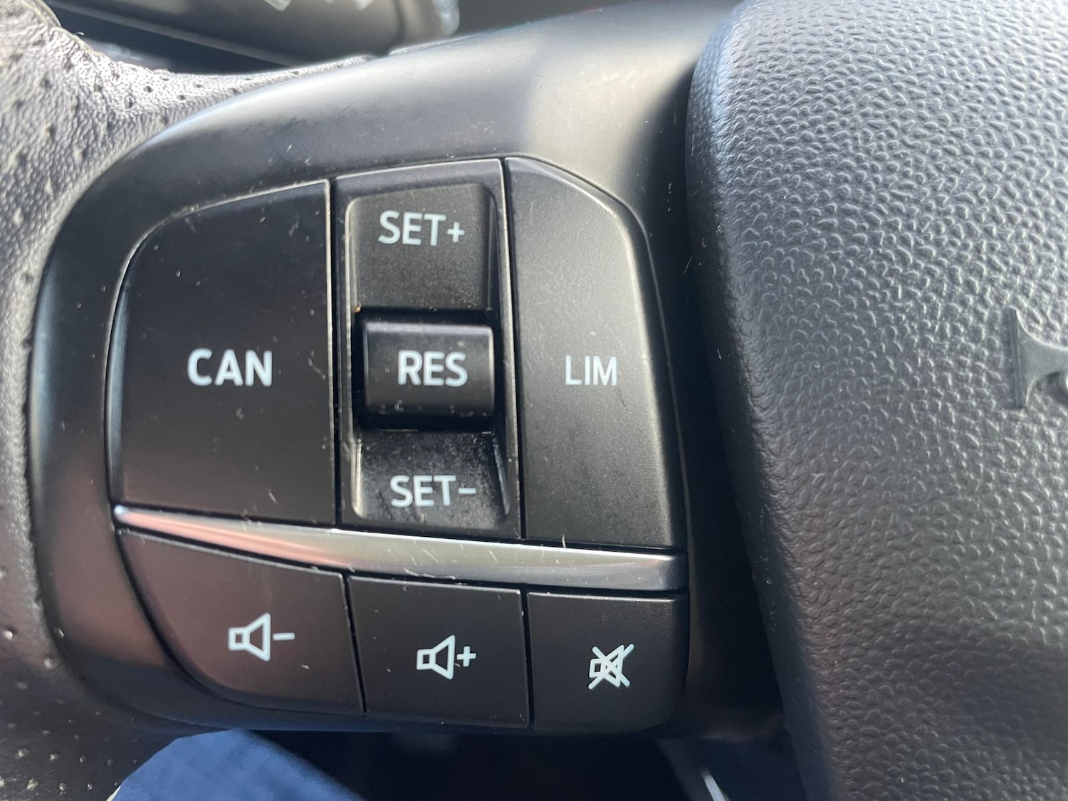 Used Ford Fiesta 2018 for sale - 76361697: Photo 19