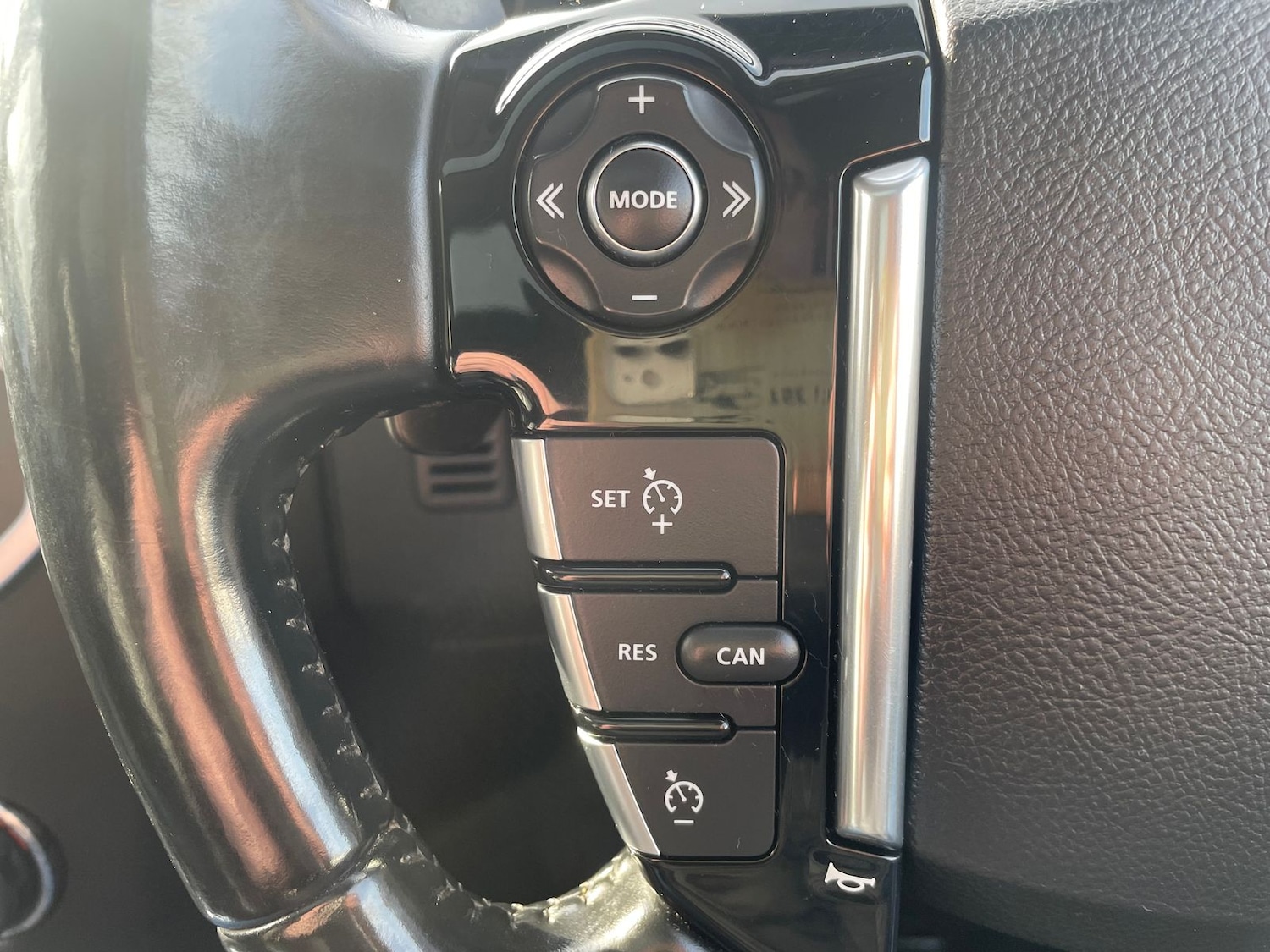 Used Land Rover Discovery 2014 for sale - 77576558: Photo 20