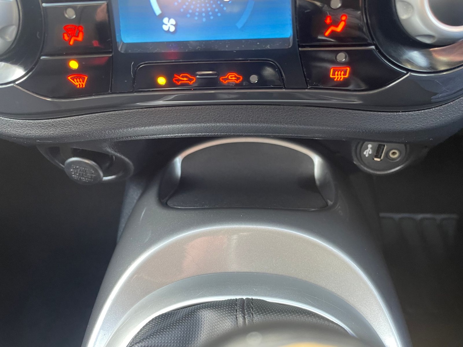 Used Nissan Juke 2011 for sale - 77576557: Photo 15