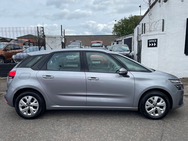 Used Citroen C4 Picasso 2017 for sale - 75534415: Photo 3