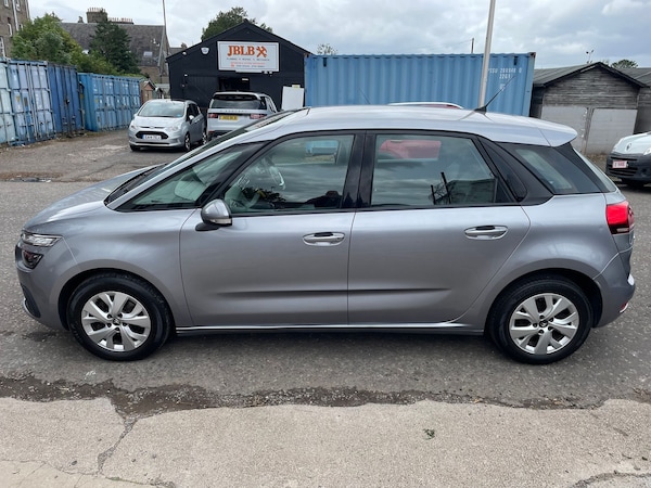 Used Citroen C4 Picasso 2017 for sale - 75534415: Photo 7