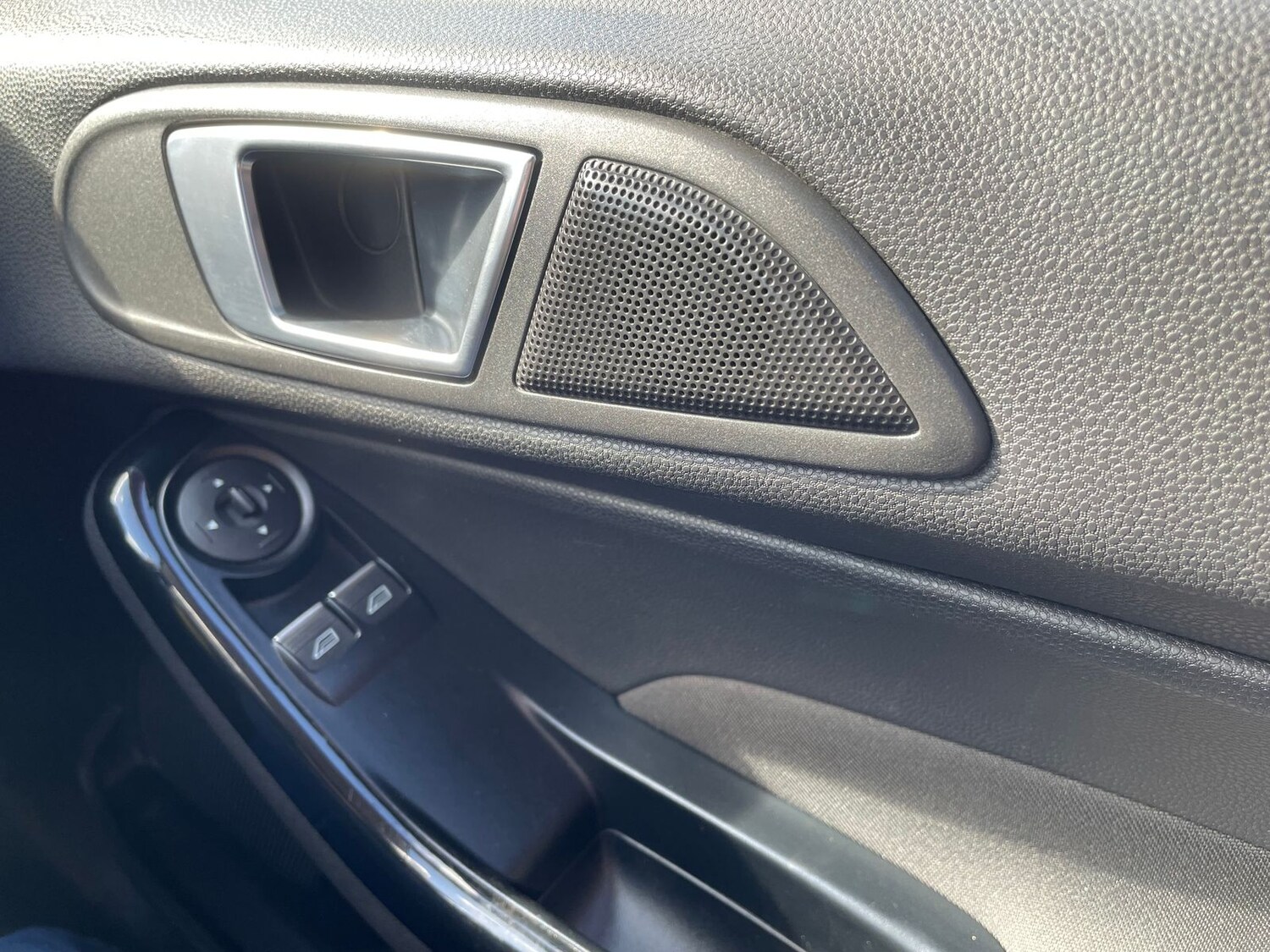 Used Ford Fiesta 2016 for sale - 77841717: Photo 18