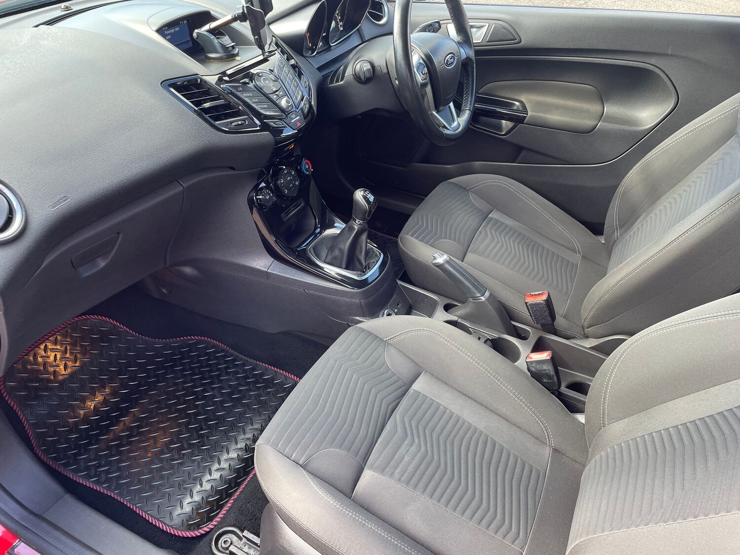 Used Ford Fiesta 2016 for sale - 77841717: Photo 9