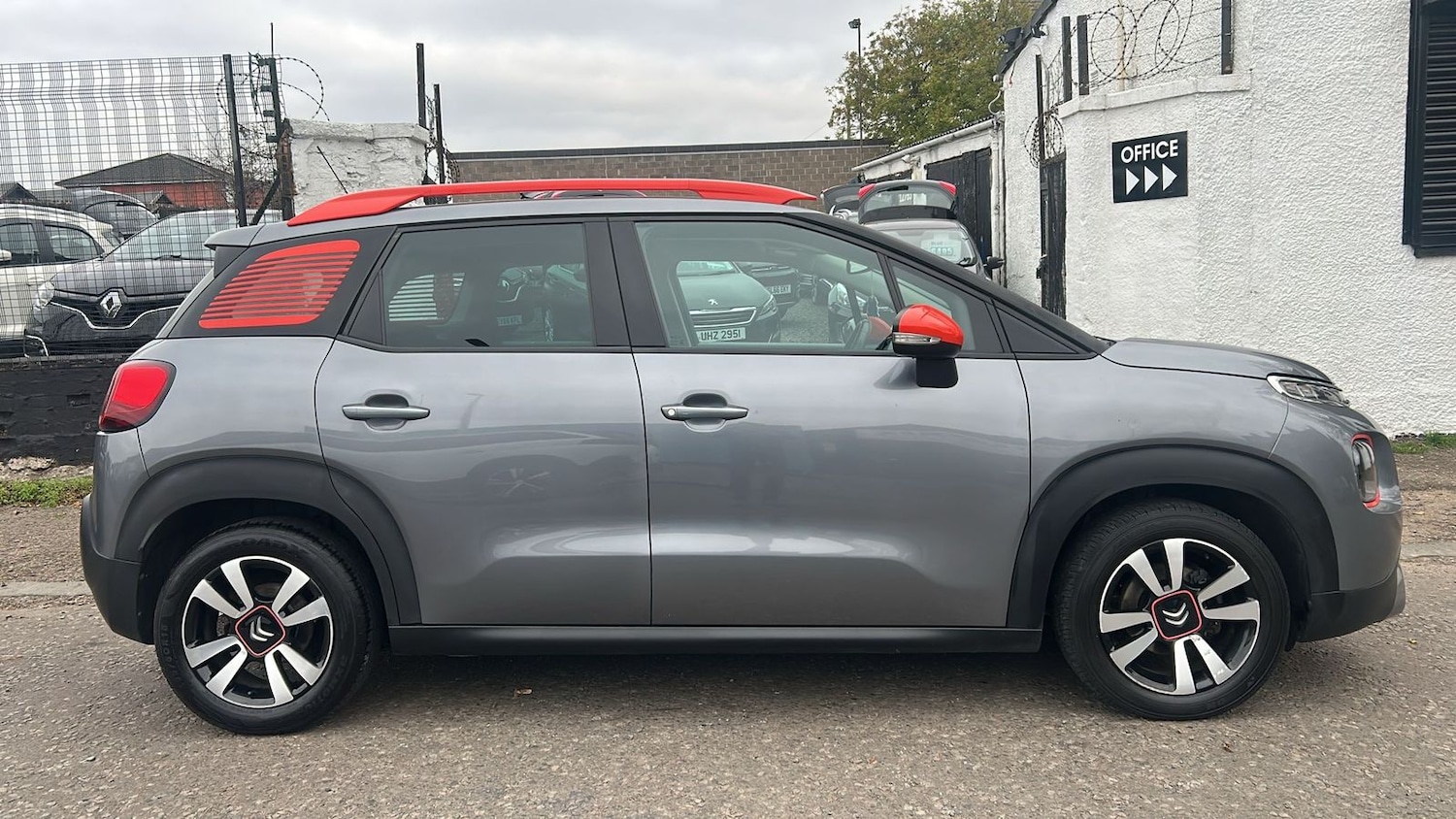 Used Citroen C3 Aircross 2018 for sale - 76271835: Photo 2