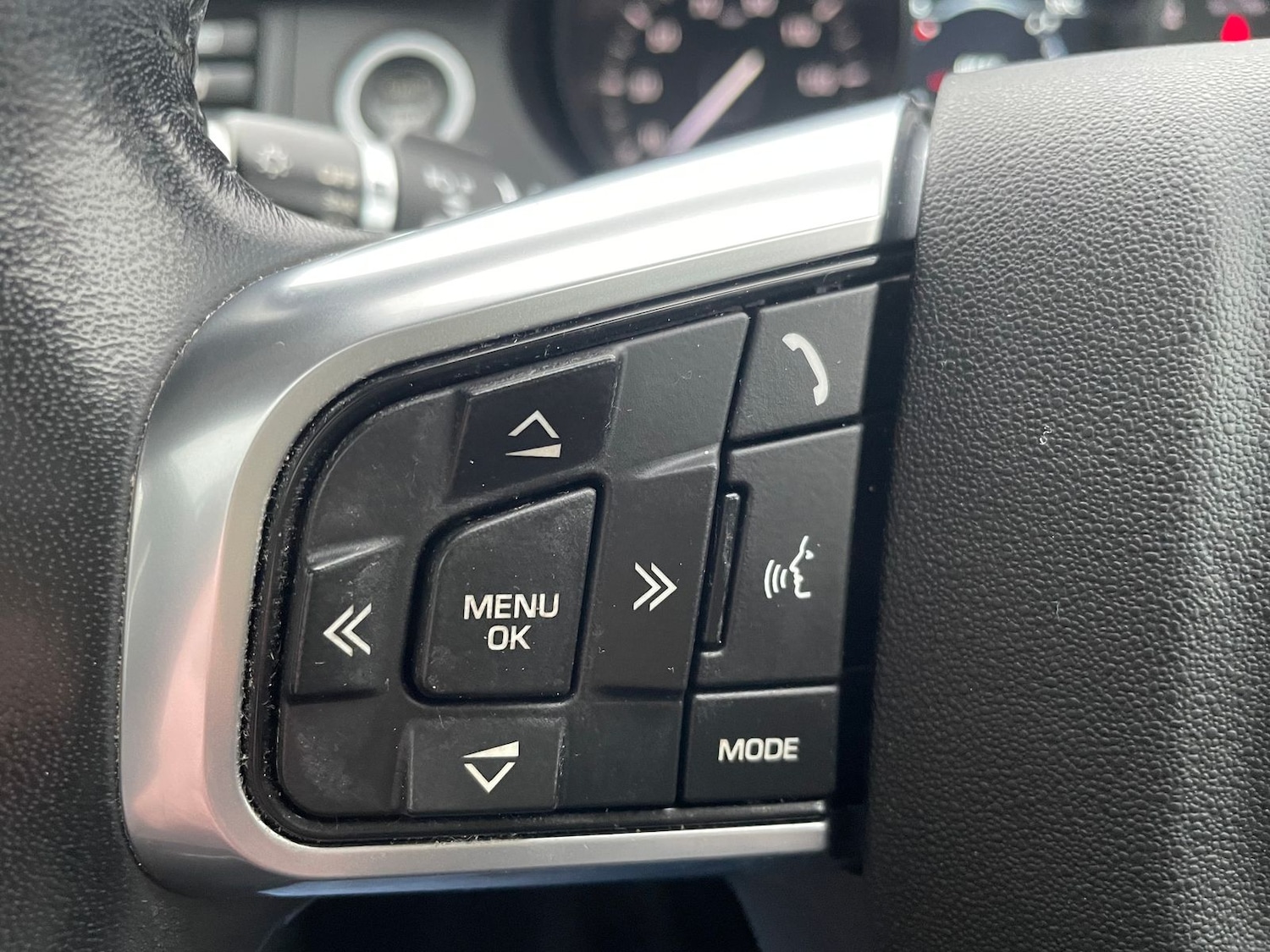 Used Land Rover Discovery Sport 2018 for sale - 76487358: Photo 23