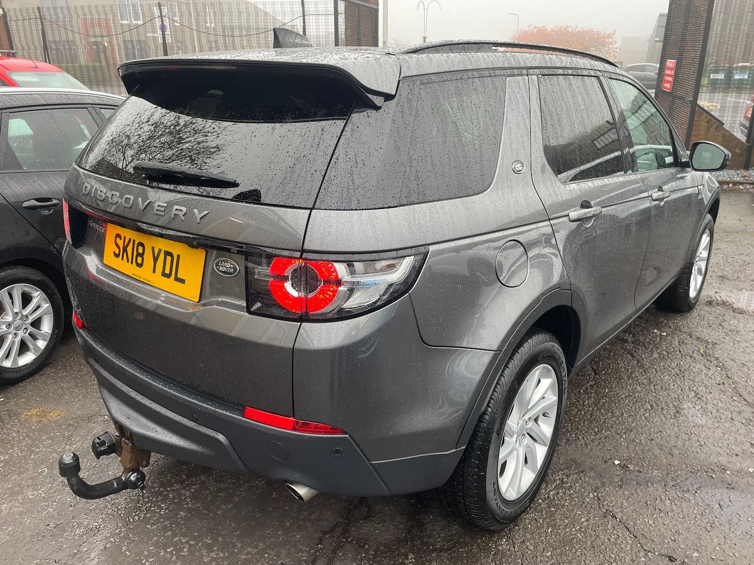 Used Land Rover Discovery Sport 2018 for sale - 76487358: Photo 4