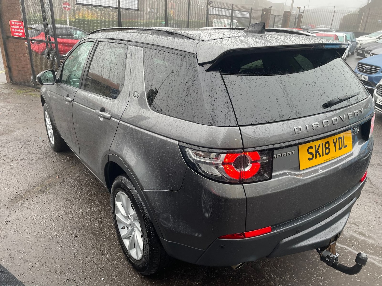 Used Land Rover Discovery Sport 2018 for sale - 76487358: Photo 6