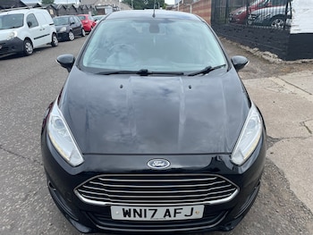 Used Ford Fiesta 2017 for sale - 75365732: Photo