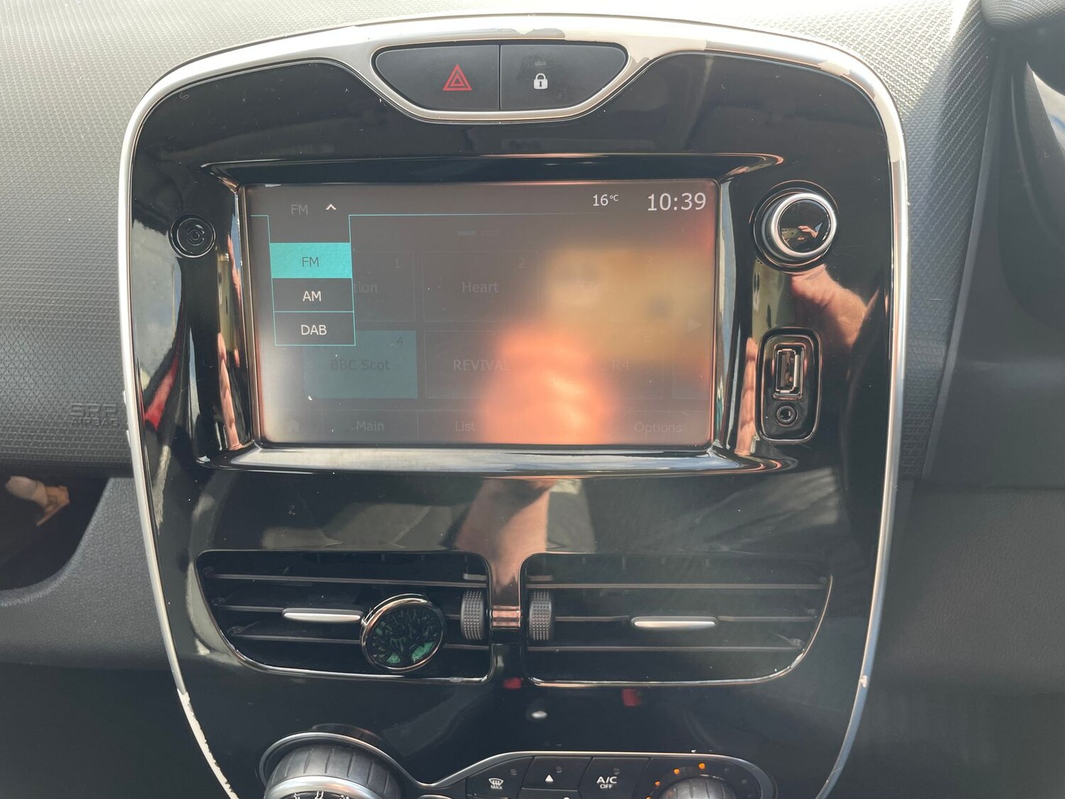 Used Renault Clio 2016 for sale - 78088743: Photo 13