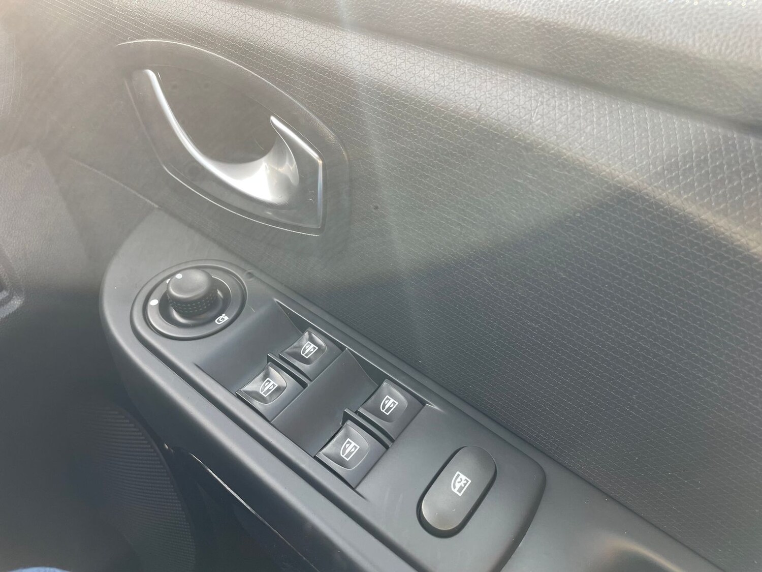 Used Renault Clio 2016 for sale - 78088743: Photo 20