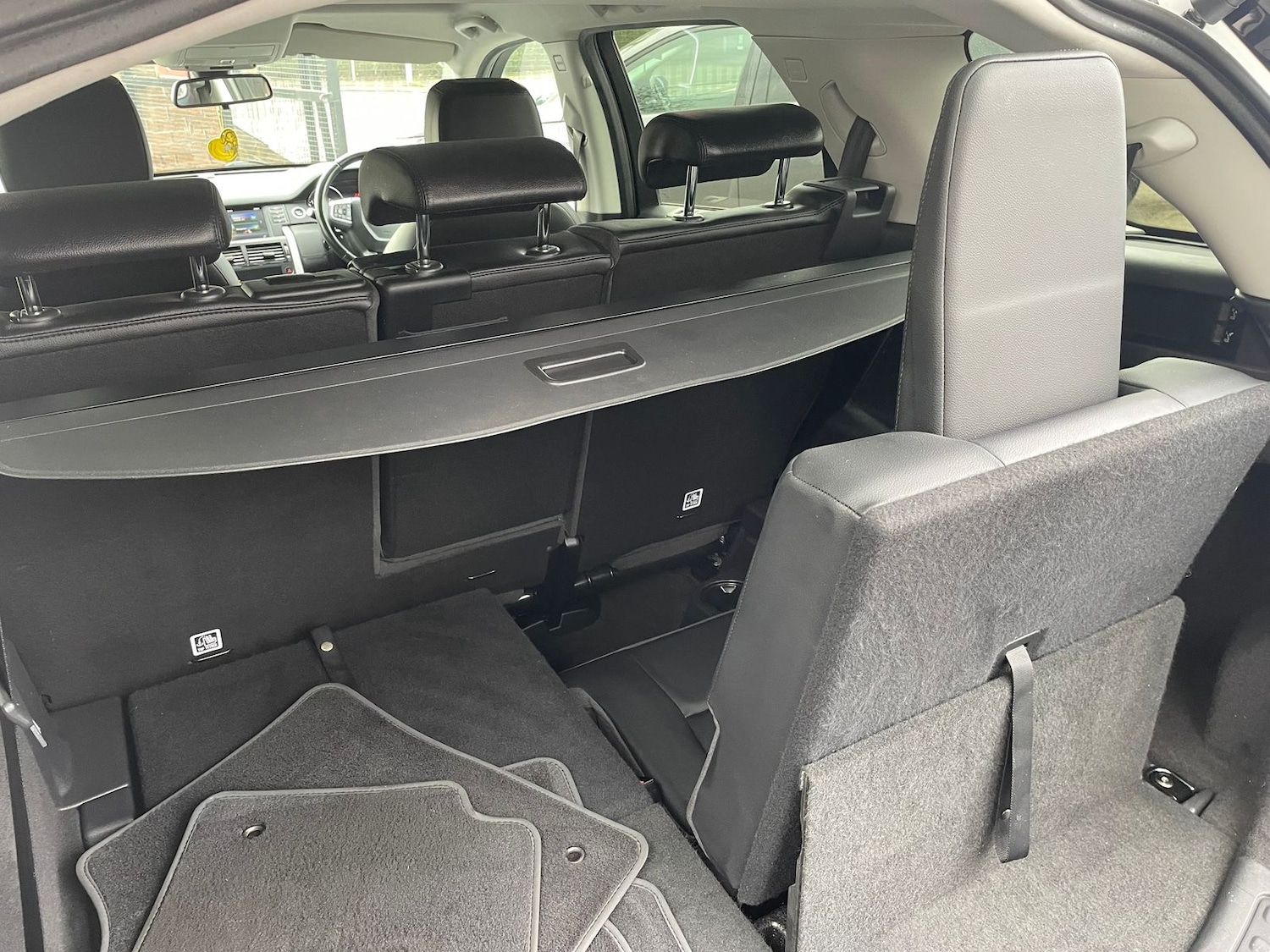 Used Land Rover Discovery Sport 2016 for sale - 77755878: Photo 18