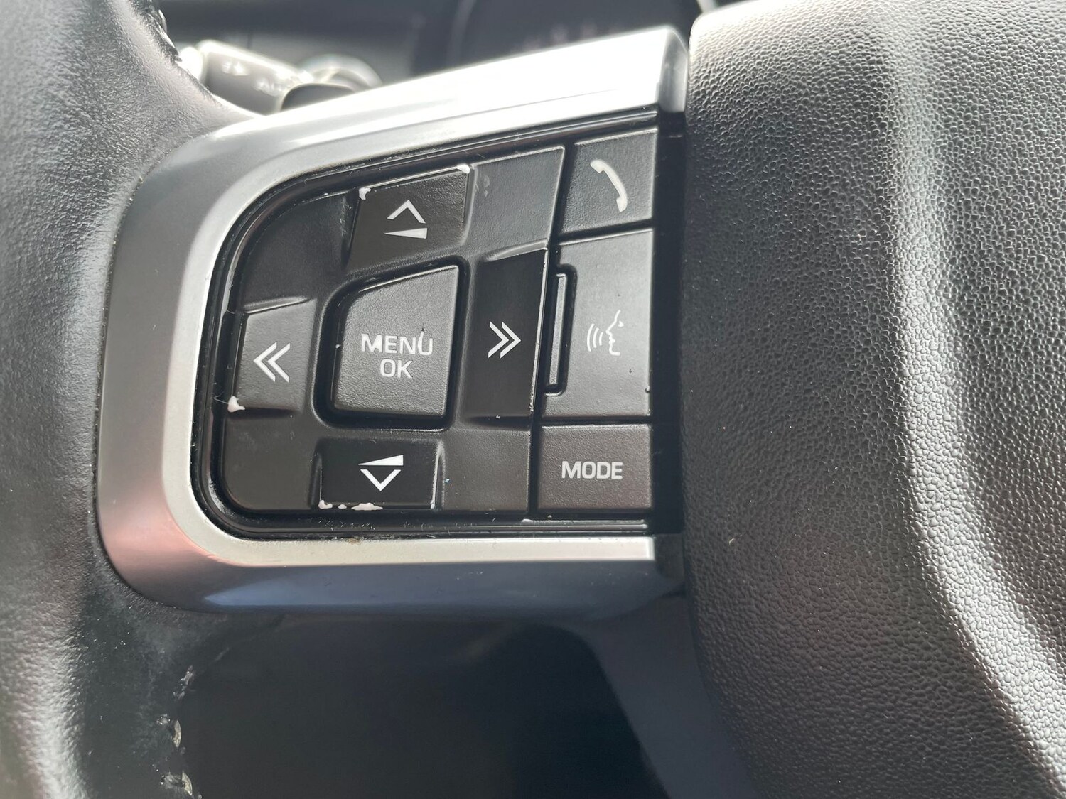 Used Land Rover Discovery Sport 2016 for sale - 77755878: Photo 21