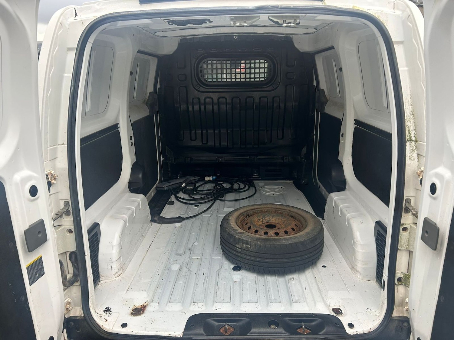 Used Nissan e-NV200 2016 for sale - 77588659: Photo 5