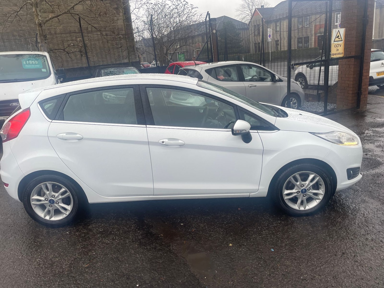 Used Ford Fiesta 2016 for sale - 77470988: Photo 3