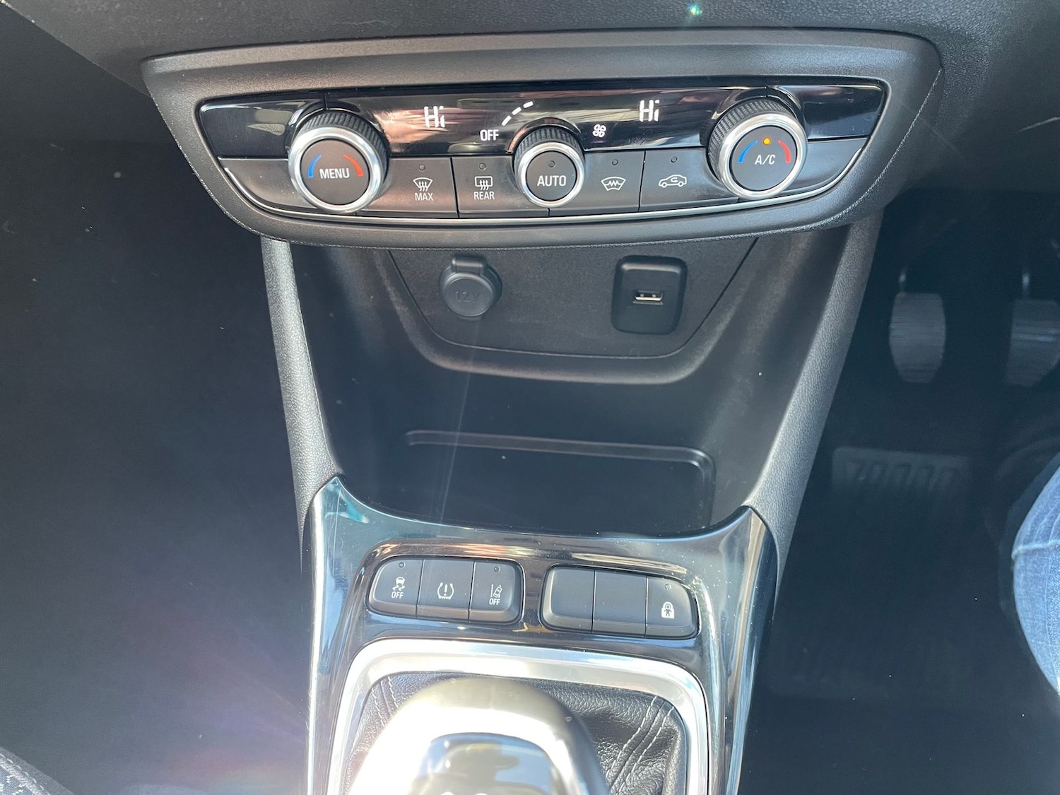 Used Vauxhall Crossland X 2018 for sale - 78022648: Photo 14