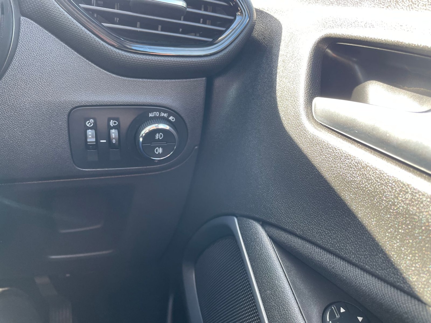 Used Vauxhall Crossland X 2018 for sale - 78022648: Photo 23