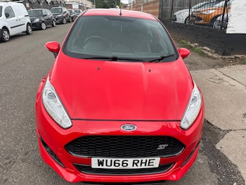 Used Ford Fiesta 2016 for sale - 75602777: Photo