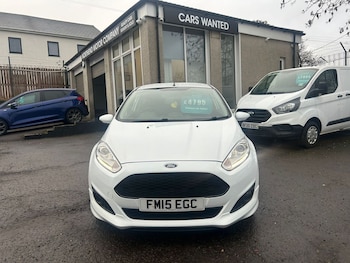 Used Ford Fiesta 2015 for sale - 77627667: Photo