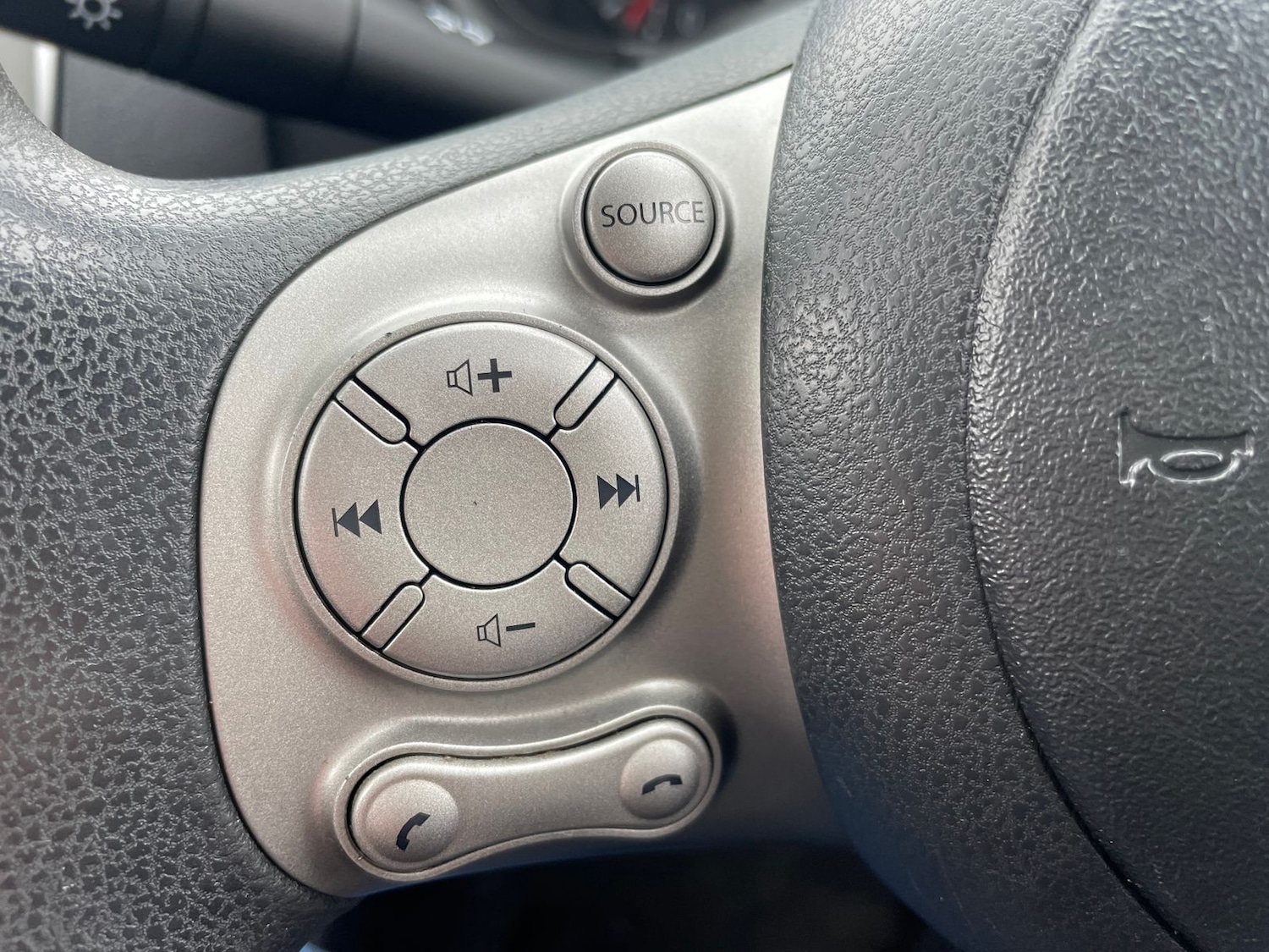 Used Nissan Micra 2012 for sale - 78175817: Photo 16