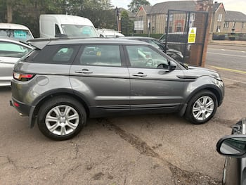 Used Land Rover Range Rover Evoque 2017 for sale - 79671433: Photo