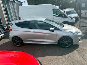 Used Ford Fiesta 2018 for sale - 79640025: Photo