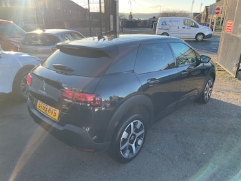 Used Citroen C4 Cactus 2019 for sale - 76635911: Photo
