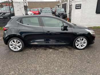 Used Renault Clio 2017 for sale - 74385129: Photo