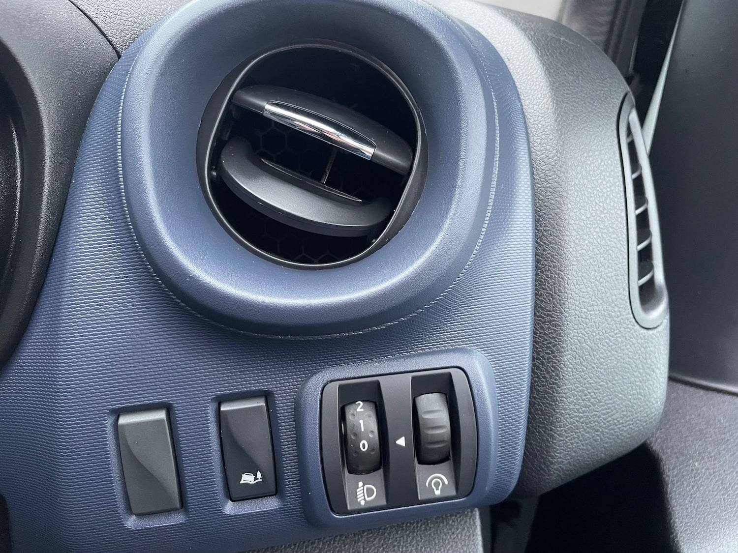 Used Vauxhall Vivaro 2018 for sale - 77512763: Photo 15