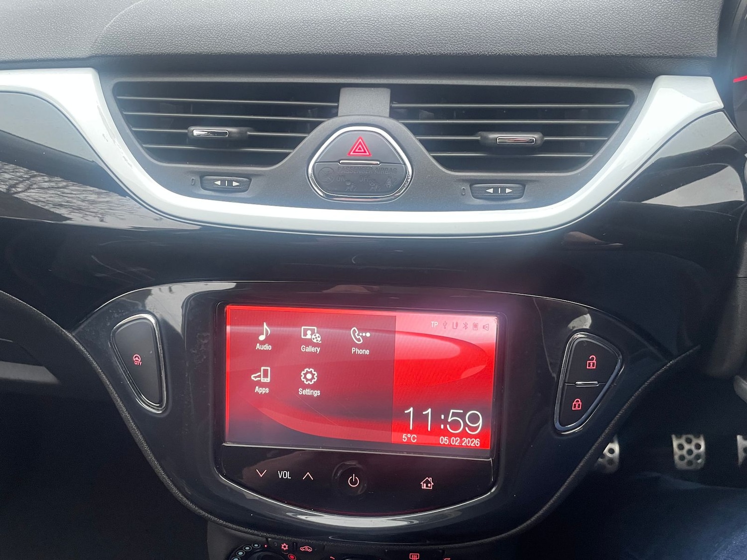 Used Vauxhall Corsa 2015 for sale - 77449489: Photo 16